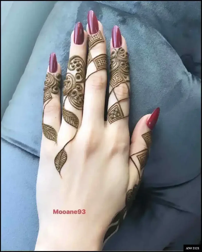 Simple Mehndi Designs For Girls