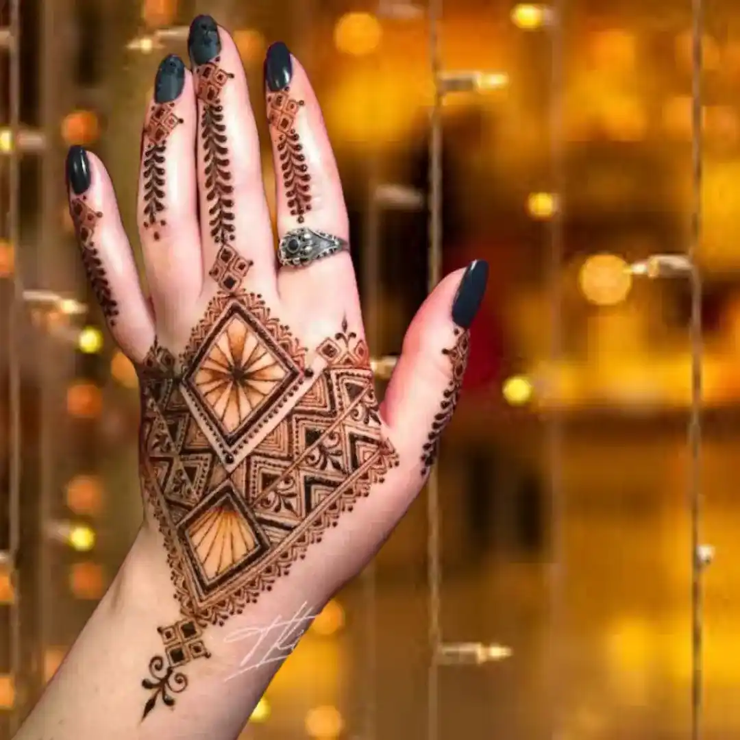 Simple Mehndi Designs For Girls