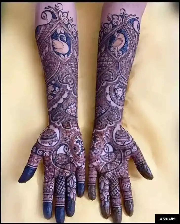 Simple Mehndi Designs For Girls