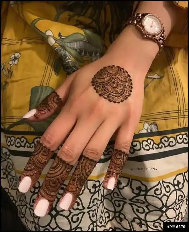 Simple Mehndi Designs For Girls