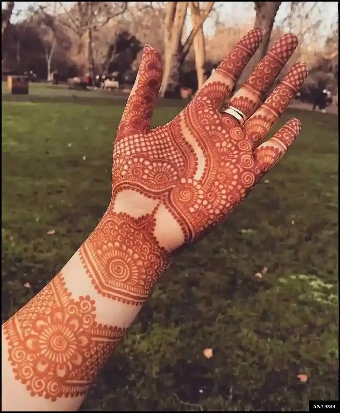 Simple Mehndi Designs For Girls
