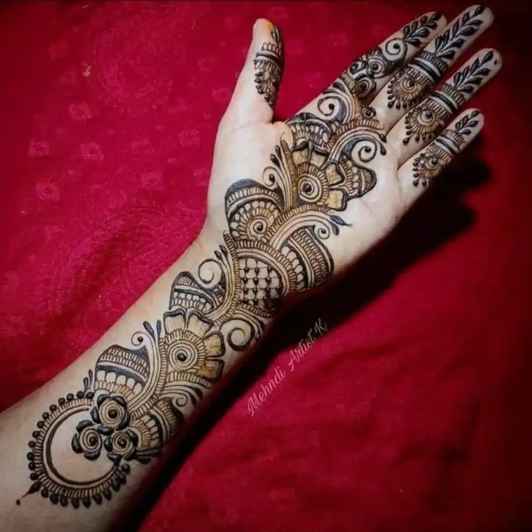Simple Mehndi Designs For Girls