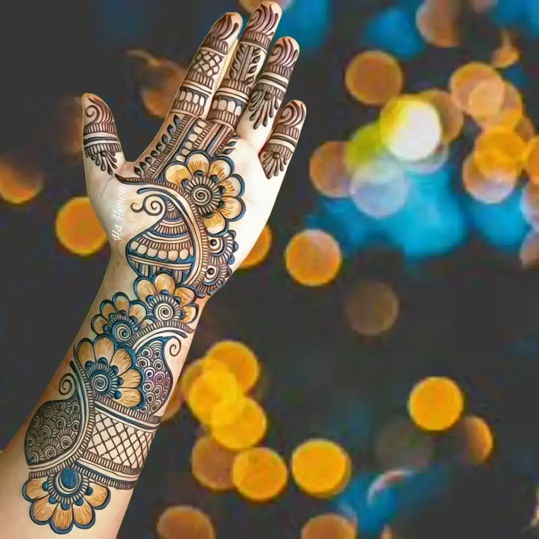 Simple Mehndi Designs For Girls