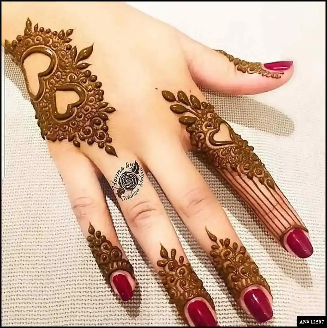 Simple Mehndi Designs For Girls