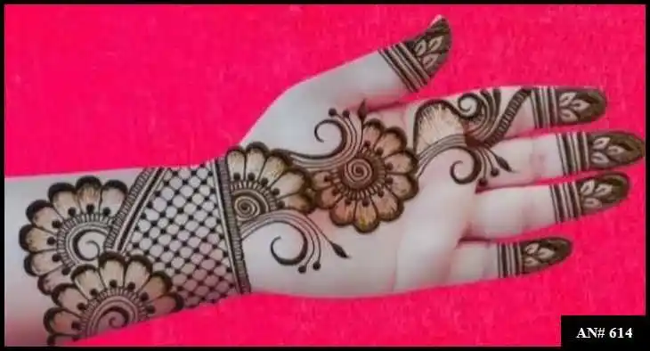 Simple Mehndi Designs For Girls